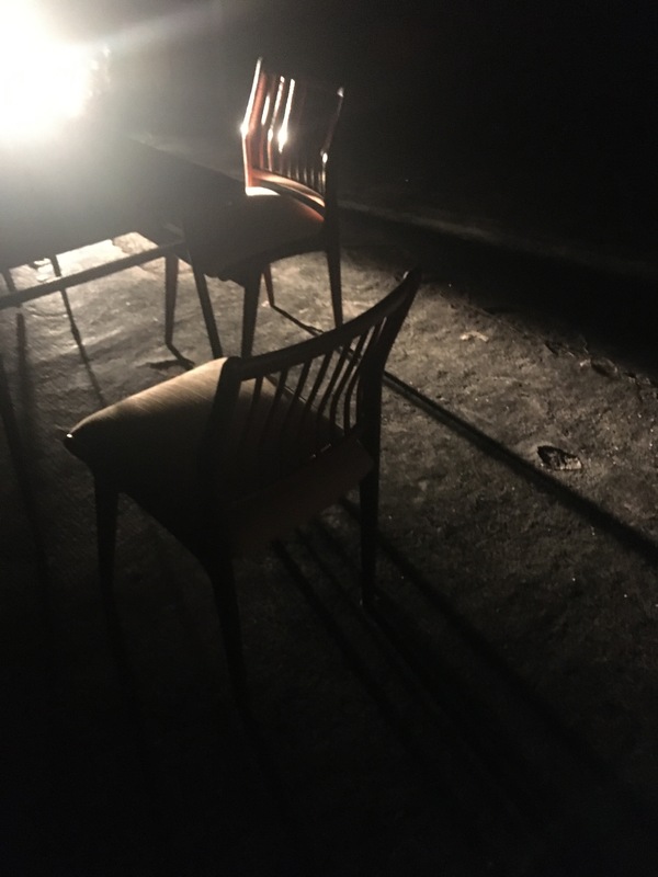 Prueba de sillas en el escenario de Ivanov