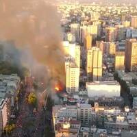 https://archivo-arde.s3-sa-east-1.amazonaws.com/Cuerpo y protesta 2019/9be216f0-8315-44cc-a668-61d603345a4f.jpg