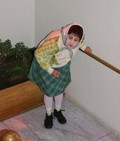 Maha Vial en la obra El Paso del Chaucha brujas, la Lala y otras historias urbanas de Valdivia.